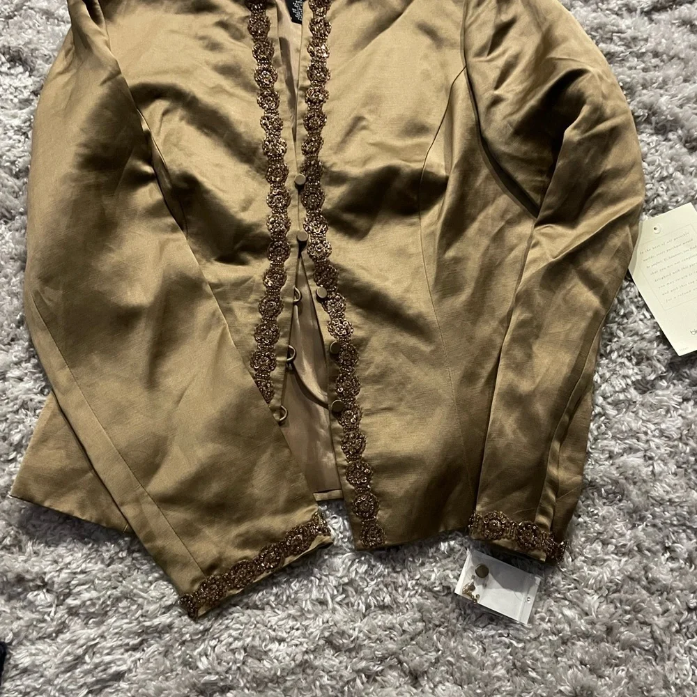 jacket - Picture 3 of 3